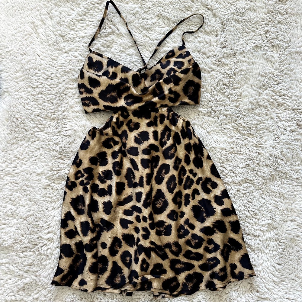 *NWOT* Baby Doll Padded Cheetah Print Cut Out Dress  W/ Adjustable Straps Sz Sml